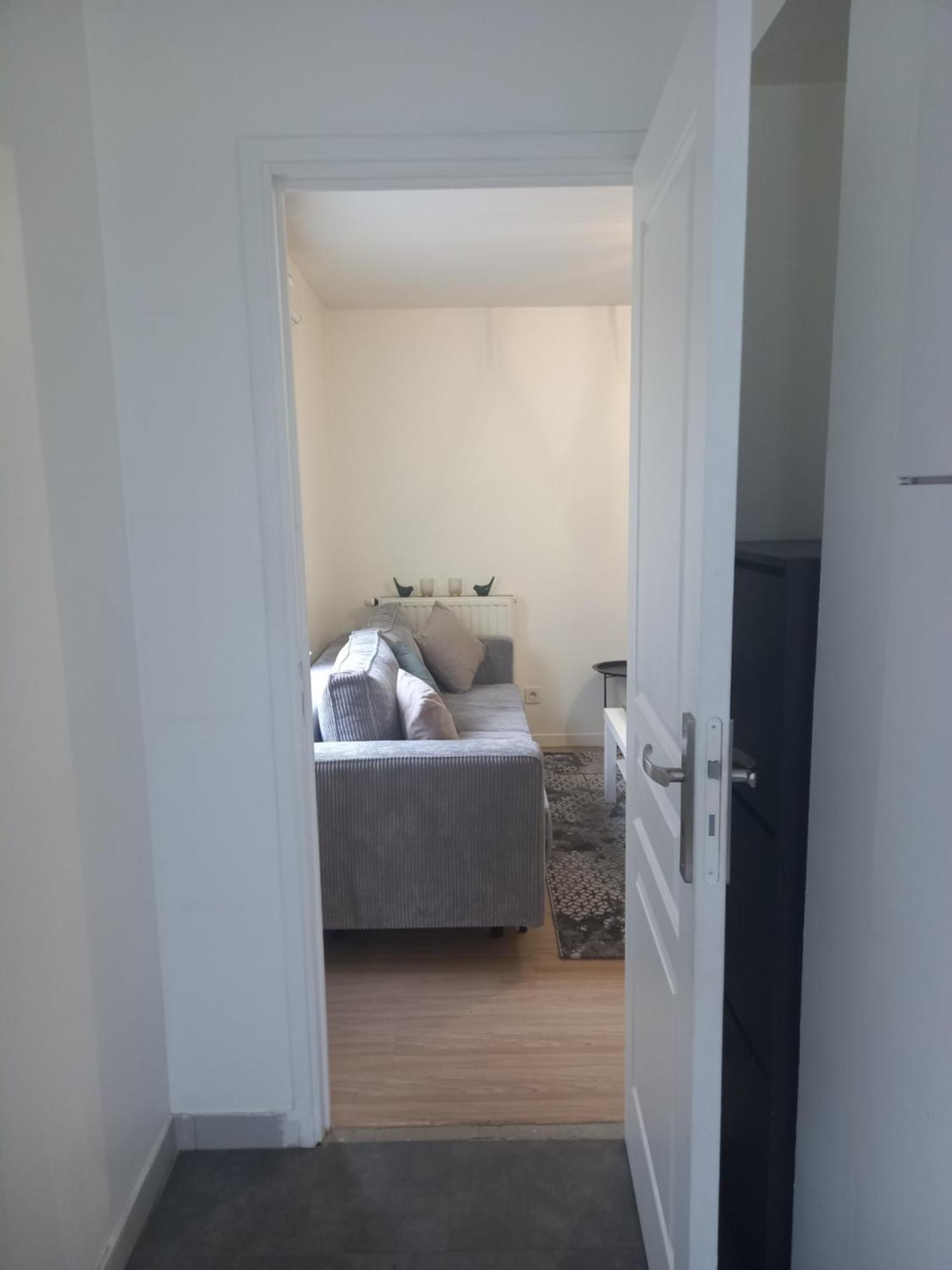 Chambre Privee Sdb Kitchenette Proche De Paris Сент-Уан Екстер'єр фото